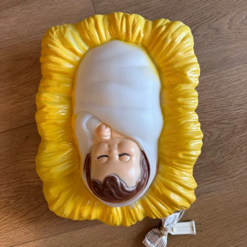 General Foam Baby Jesus Blow Mold Nativity Yellow Good Hand Painted Vtg